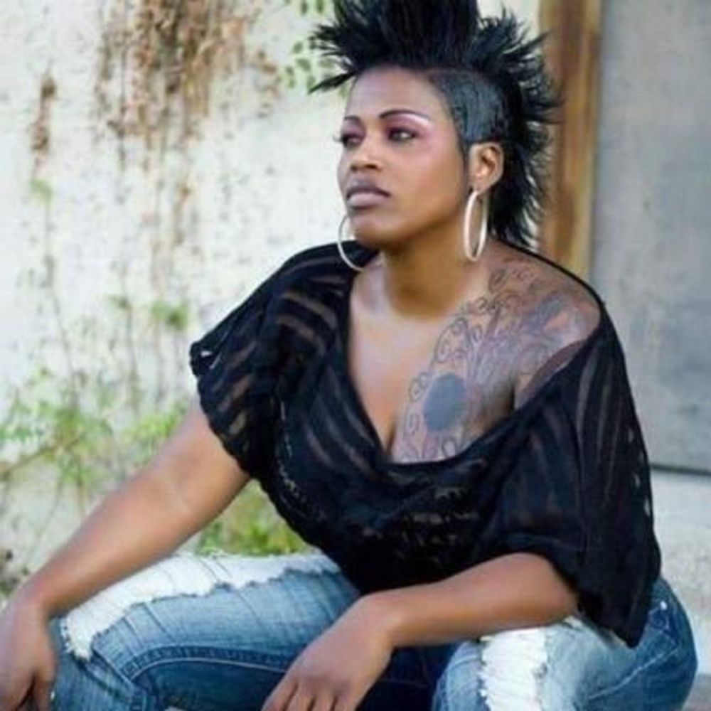 Meet your Posher, Carmel